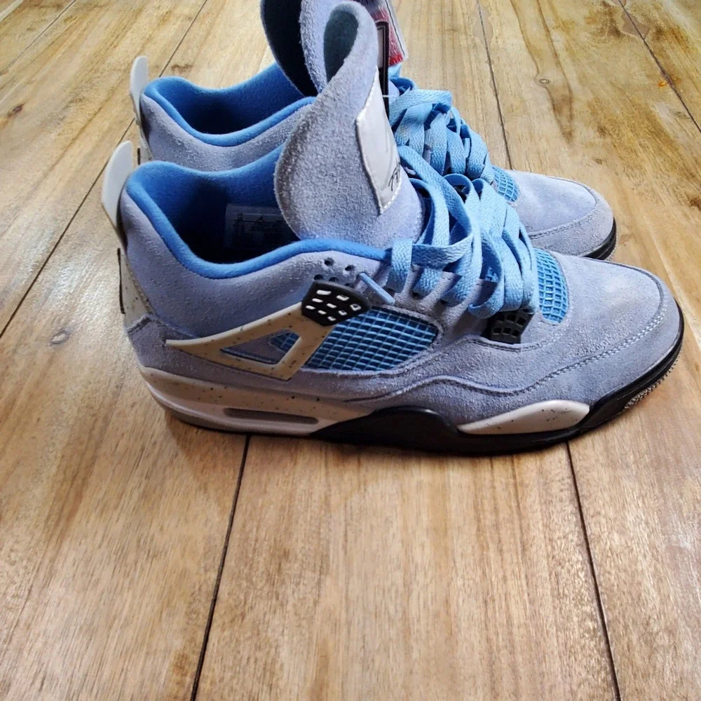 Jordan Air Jordan 4 Retro Mens Size 12 University Blue CT8527-400 Sneakers